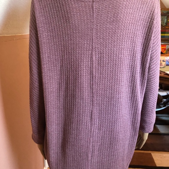 COPY - Mauve Top. Bundle and Save! - Picture 3 of 3